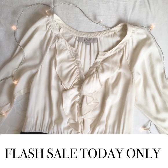Ann Taylor Dresses & Skirts - EUC office Dress Ann Taylor LOFT size 6 Ruffled